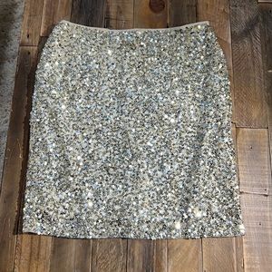 White House black market mini skirt nwt gold silver size 4